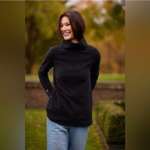 In good condition Dudley Stephens small Vello fleece with black belt